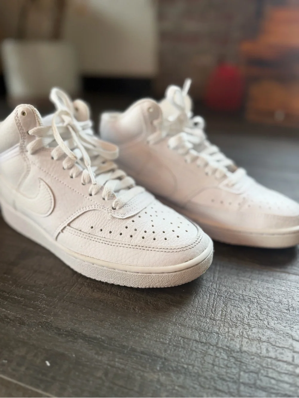Nike Courts Women's Mid-Top Sneakers